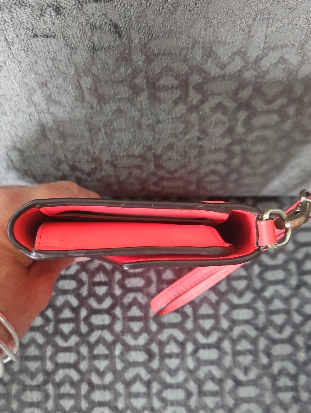 kate spade Coral-Red Envelope Wristlet with Strap, GC - Picture 14 of 14